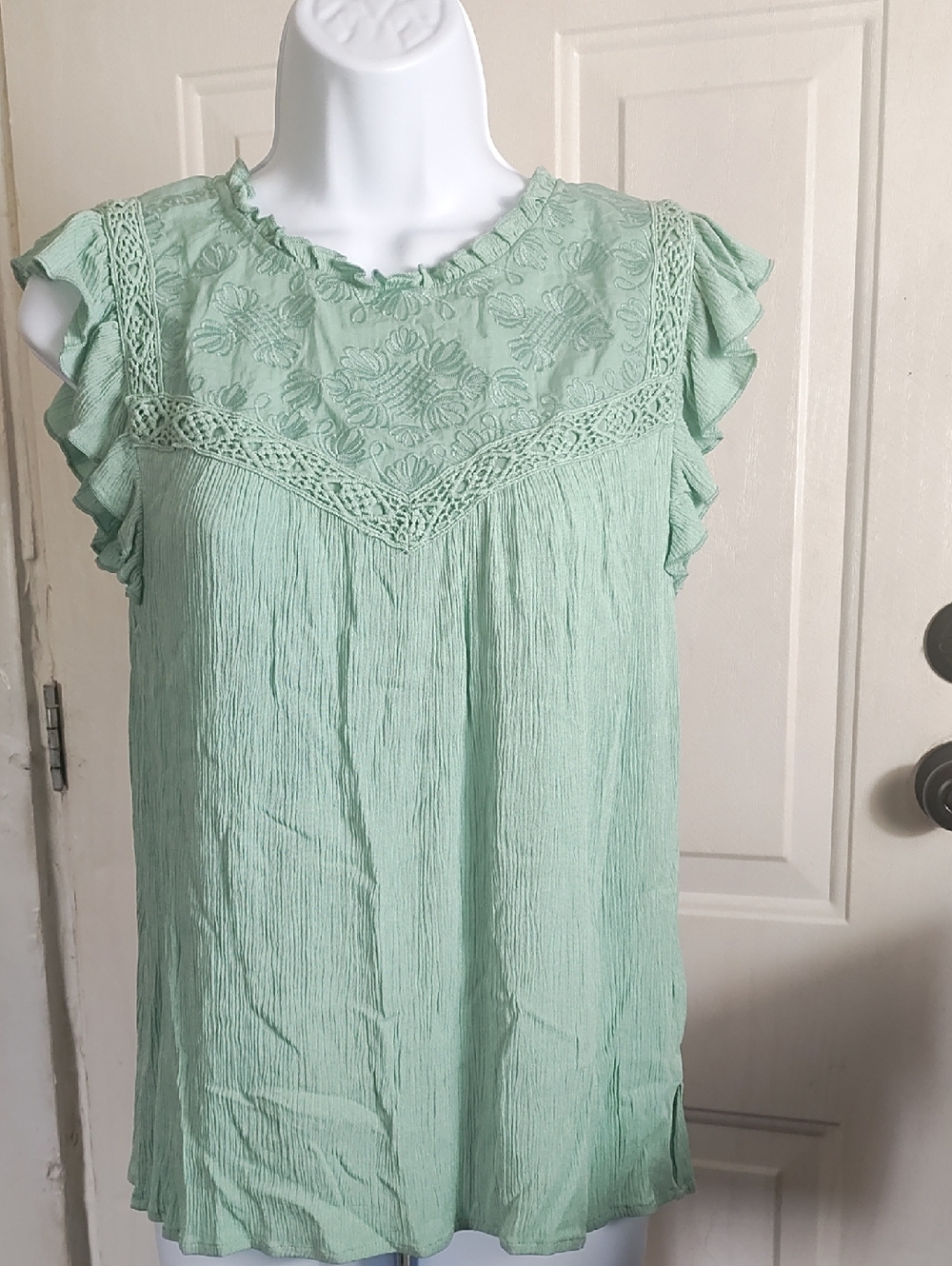 Democracy Mint Green Crochet Yoke Flutter Sleeve Blouse
